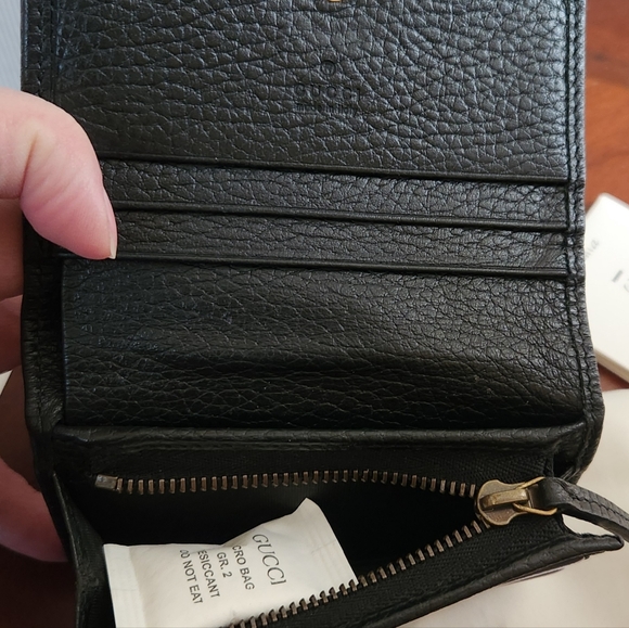 Gucci Pebbled Calfskin Butterfly Bifold Card Case Wallet - Picture 12 of 12